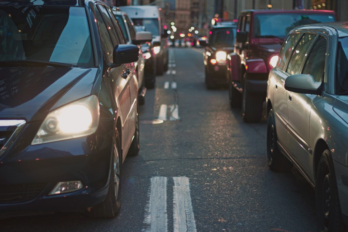 Autos im Straßenverkehr